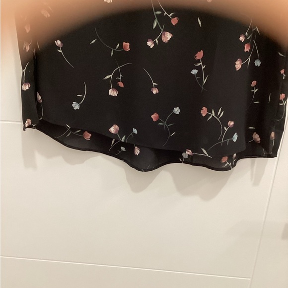 Ladies summer top by Reitmans Essentials.Size X-Large. - Picture 5 of 7